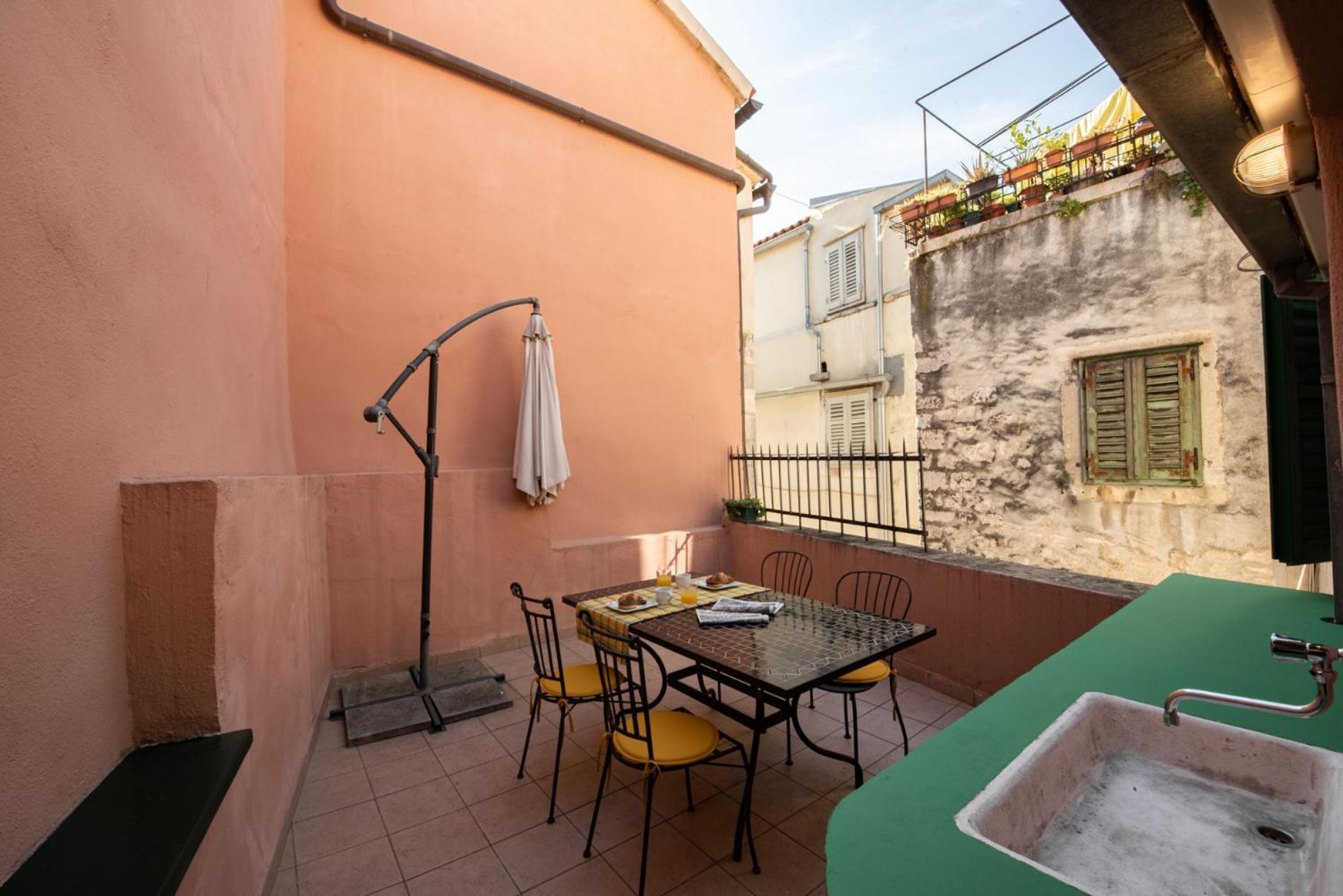 Duplex With Terrace In The City Centar Split Exterior foto